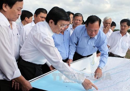 Le président Truong Tan Sang travaille dans la province de Ben Tre - ảnh 1